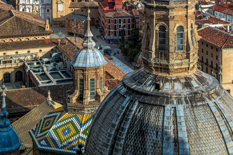 Outdoor teambuilding Zaragoza